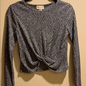 never worn grey and black cropped shirt